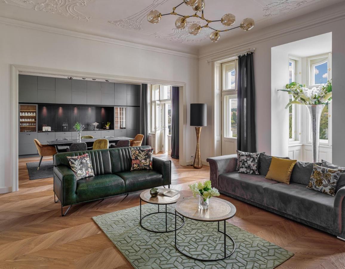 Mn6 Luxury Suites By Adrez Praha Bagian luar foto