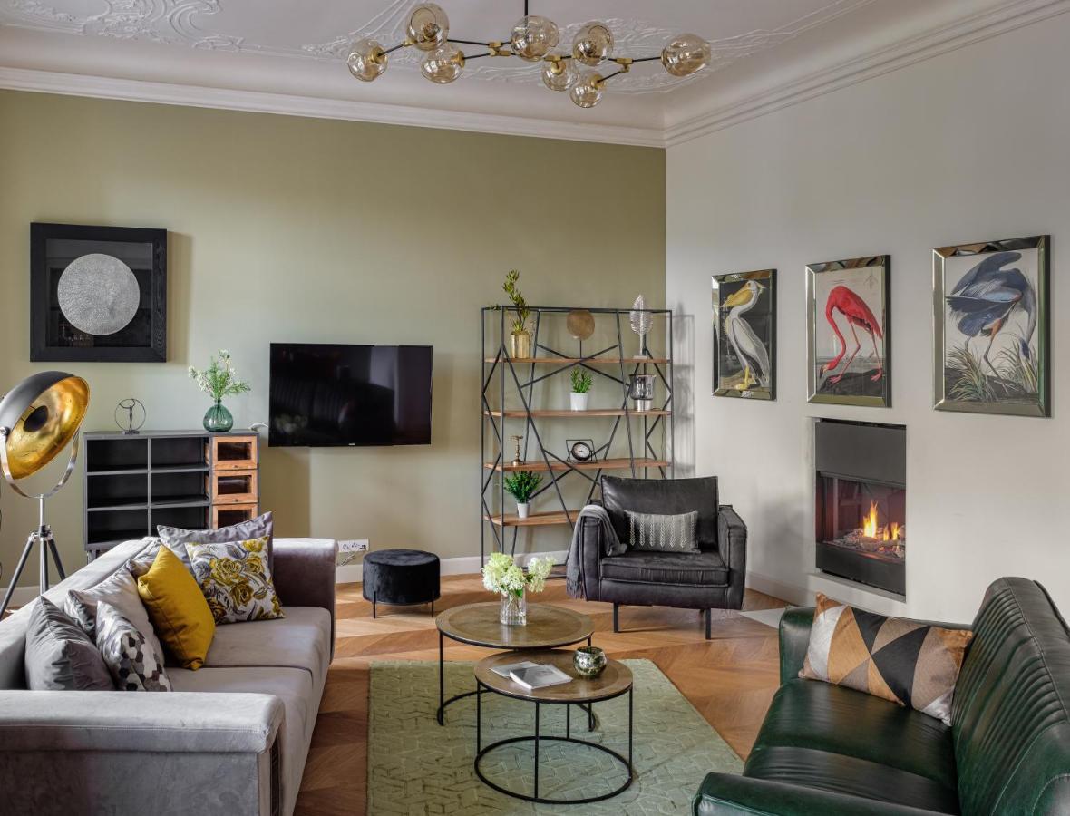 Mn6 Luxury Suites By Adrez Praha Bagian luar foto