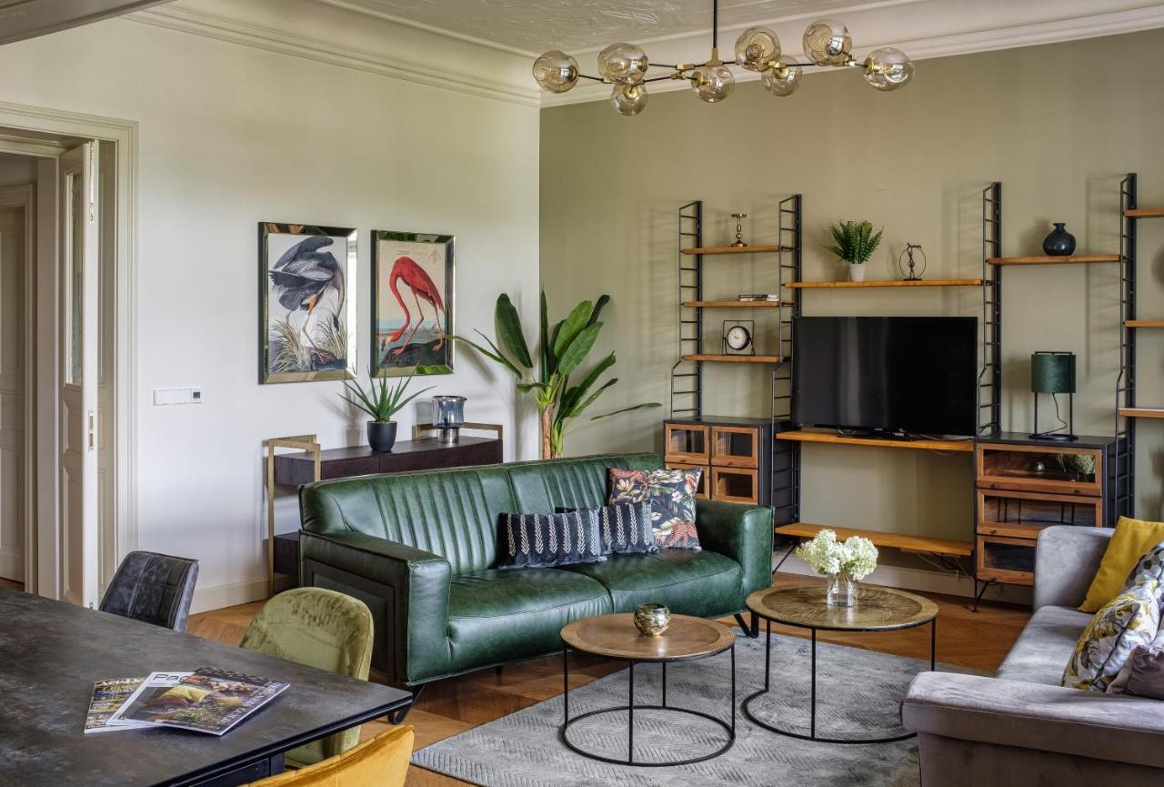 Mn6 Luxury Suites By Adrez Praha Bagian luar foto