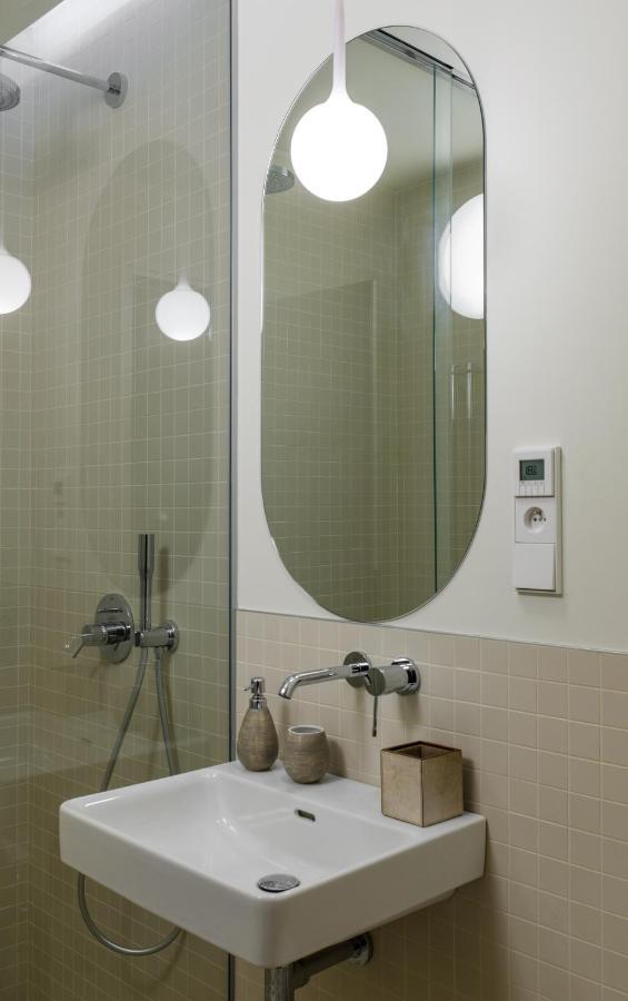 Mn6 Luxury Suites By Adrez Praha Bagian luar foto