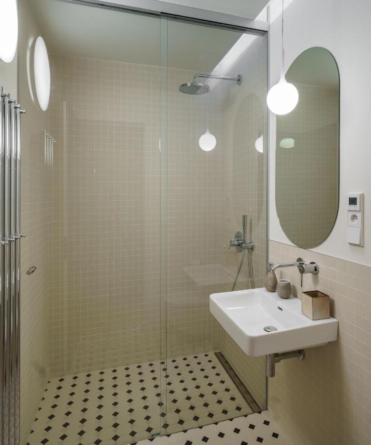 Mn6 Luxury Suites By Adrez Praha Bagian luar foto