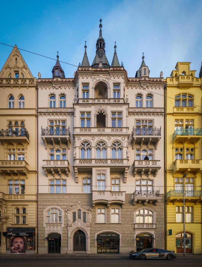 Mn6 Luxury Suites By Adrez Praha Bagian luar foto