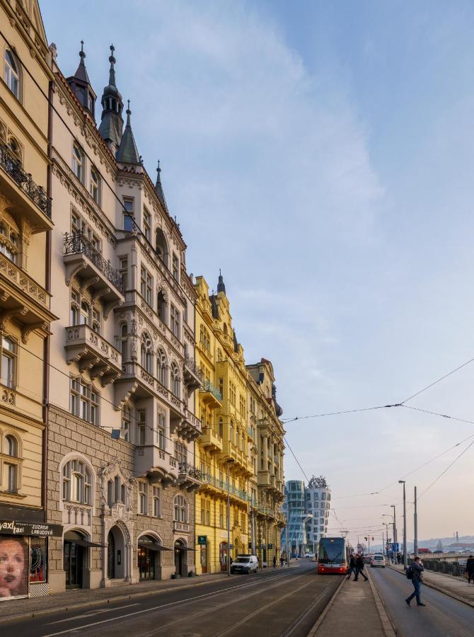 Mn6 Luxury Suites By Adrez Praha Bagian luar foto